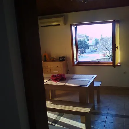Apartment Ema
